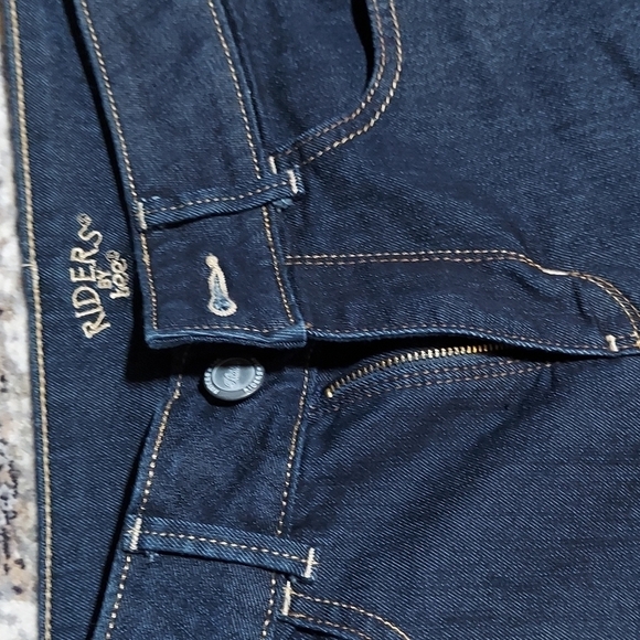 Lee Riders Navy Blue Denim Capri Jeans Size 4M - Picture 2 of 14